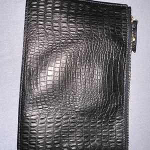 Marah Zip | Black Gator